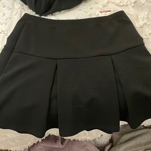 NWT TJ maxx black skirt